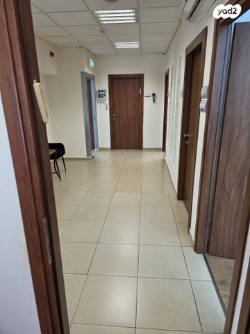 משרדים, דרך הארבעה, מרכז העיר, עכו