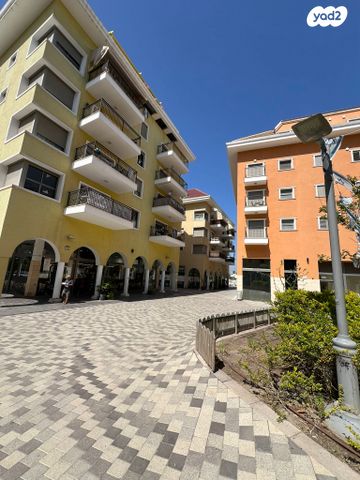 חנויות/ שטח מסחרי, זאב וינהויז 7, ליבת העיר, יהוד מונוסון