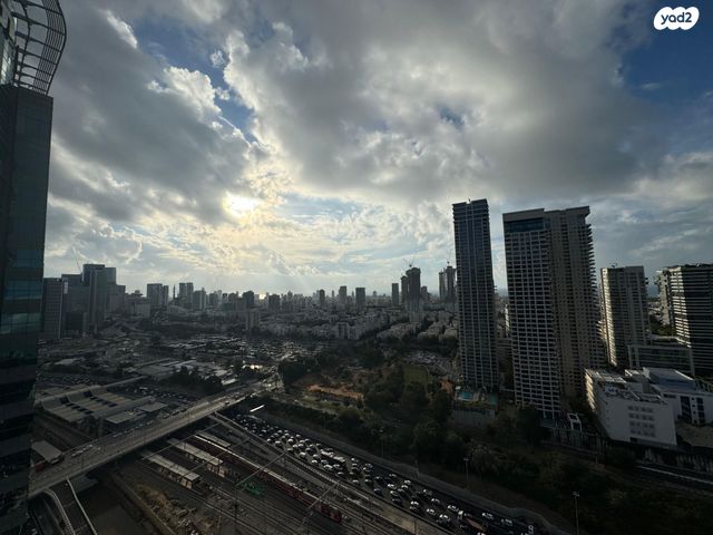 משרדים, רמת גן