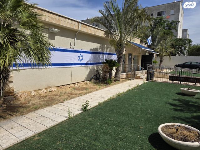 משרדים, דרך הארבעה, מרכז העיר, עכו