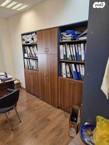 משרדים, דרך הארבעה, מרכז העיר, עכו