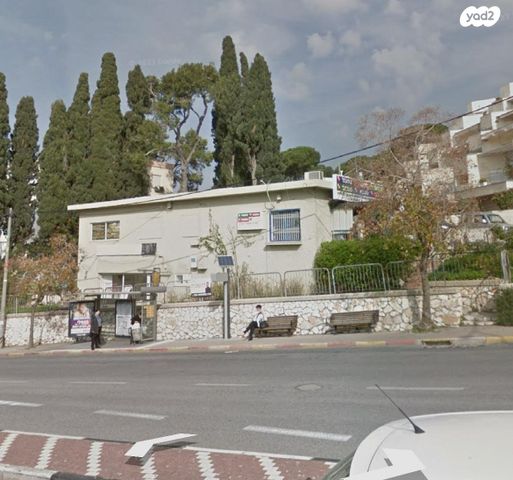 חנויות/ שטח מסחרי