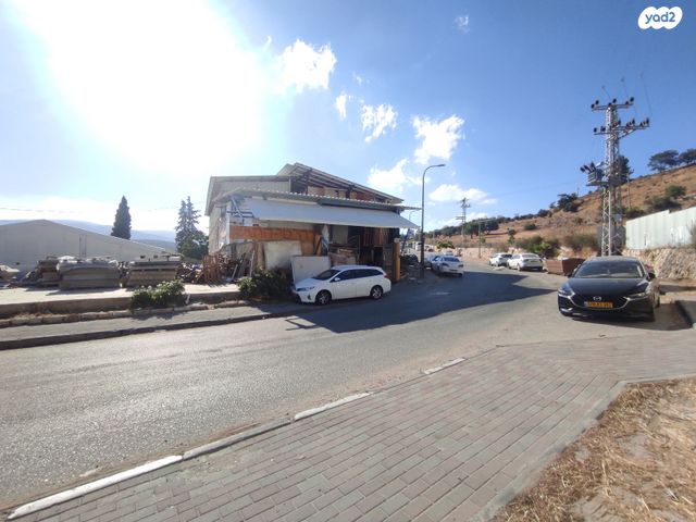 חנויות/ שטח מסחרי, אזור תעשיה חדש, צפת