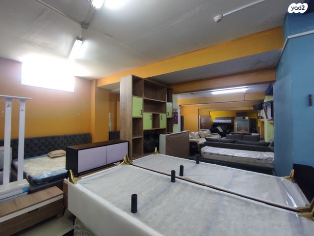 חנויות/ שטח מסחרי, אזור תעשיה חדש, צפת