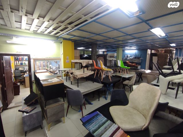 חנויות/ שטח מסחרי, אזור תעשיה חדש, צפת