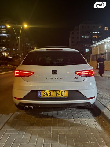 מודעת רכב סיאט לאון