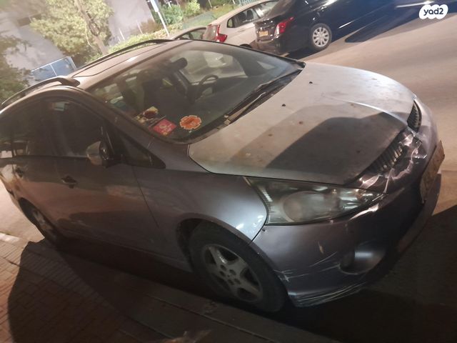 מודעת רכב מיצובישי גרנדיס