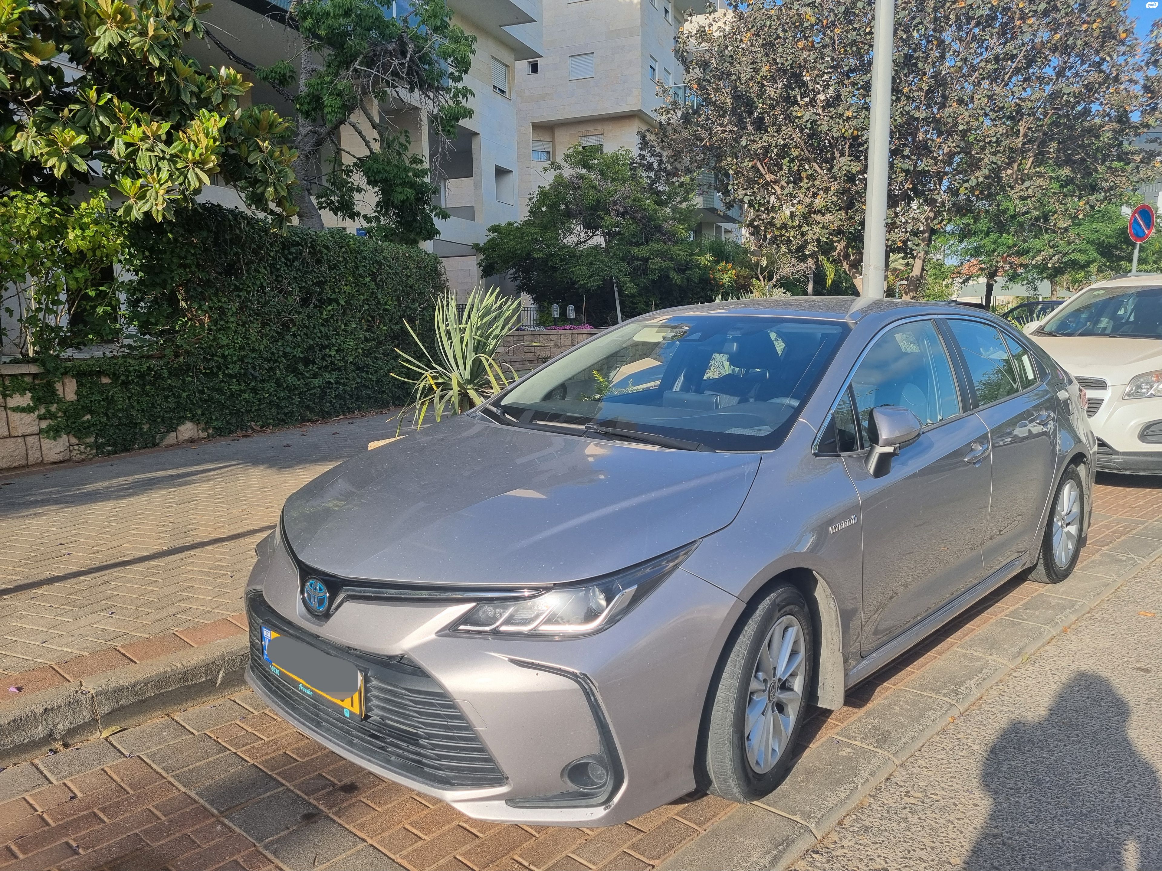 מודעת רכב טויוטה קורולה