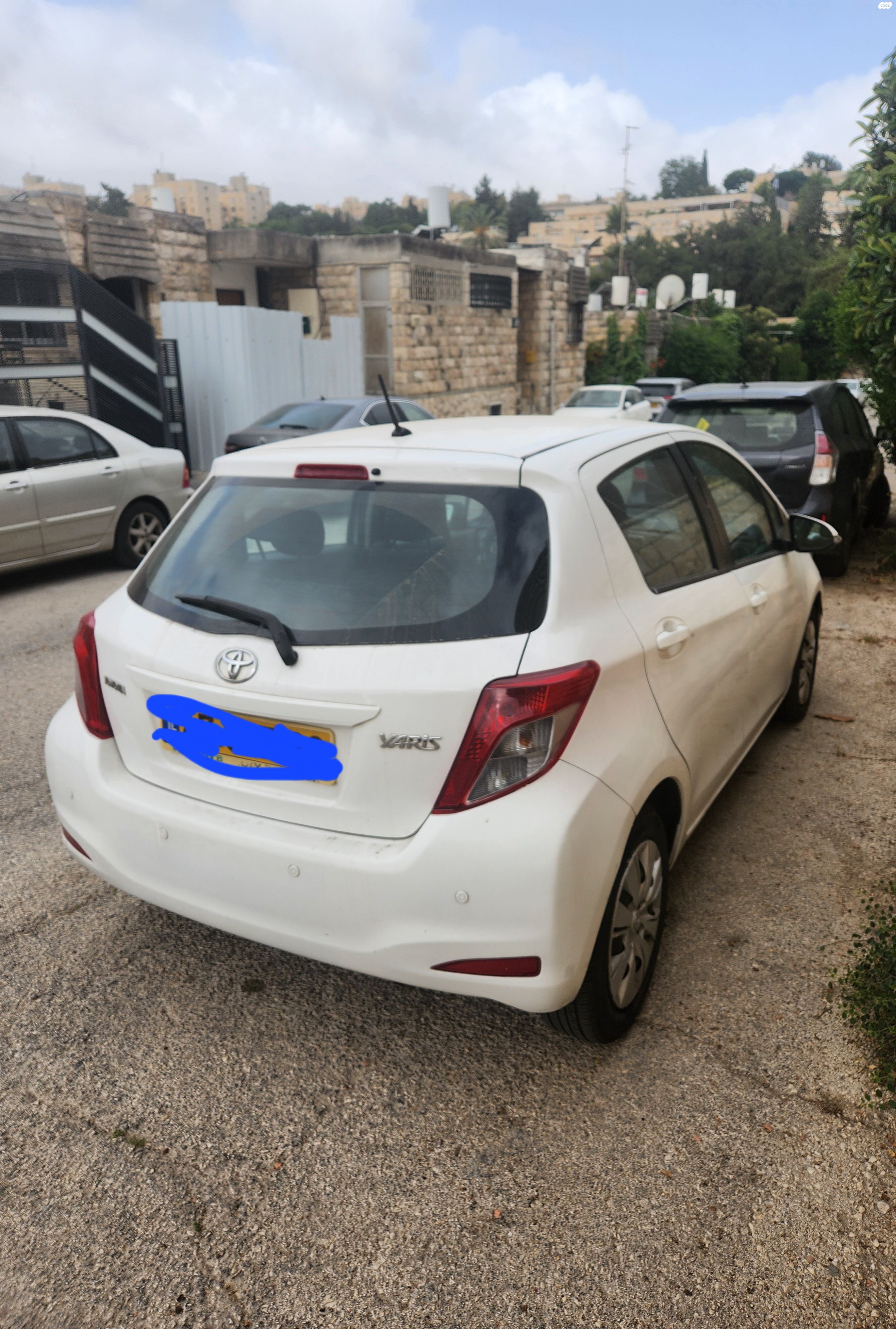 מודעת רכב טויוטה יאריס