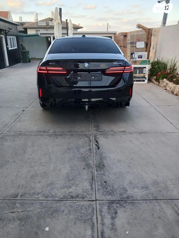 ב מ וו סדרה 5