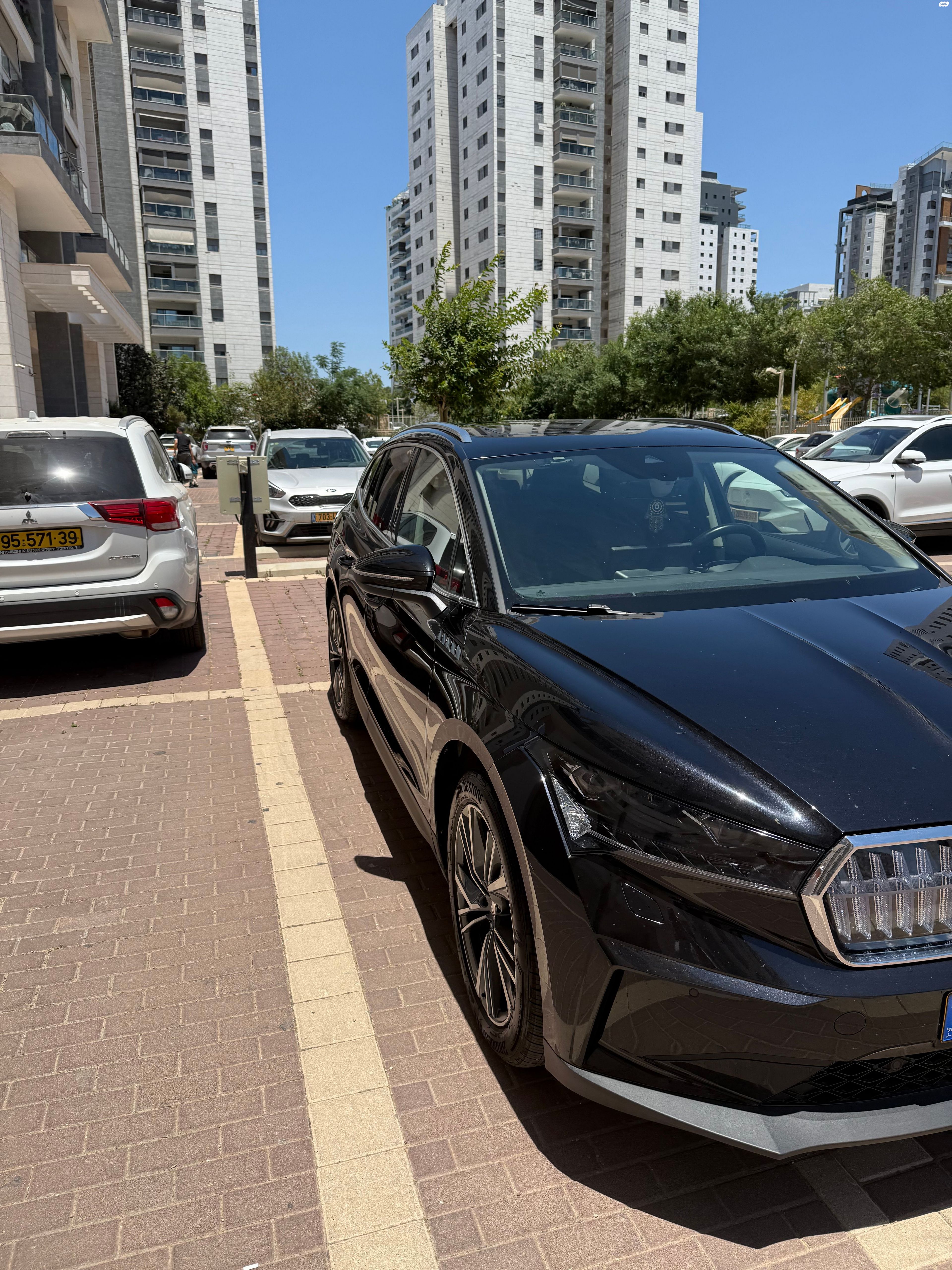 מודעת רכב סקודה אניאק iV