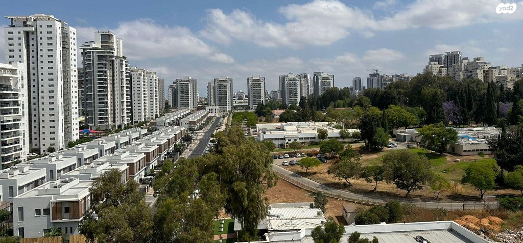ברקת 8
