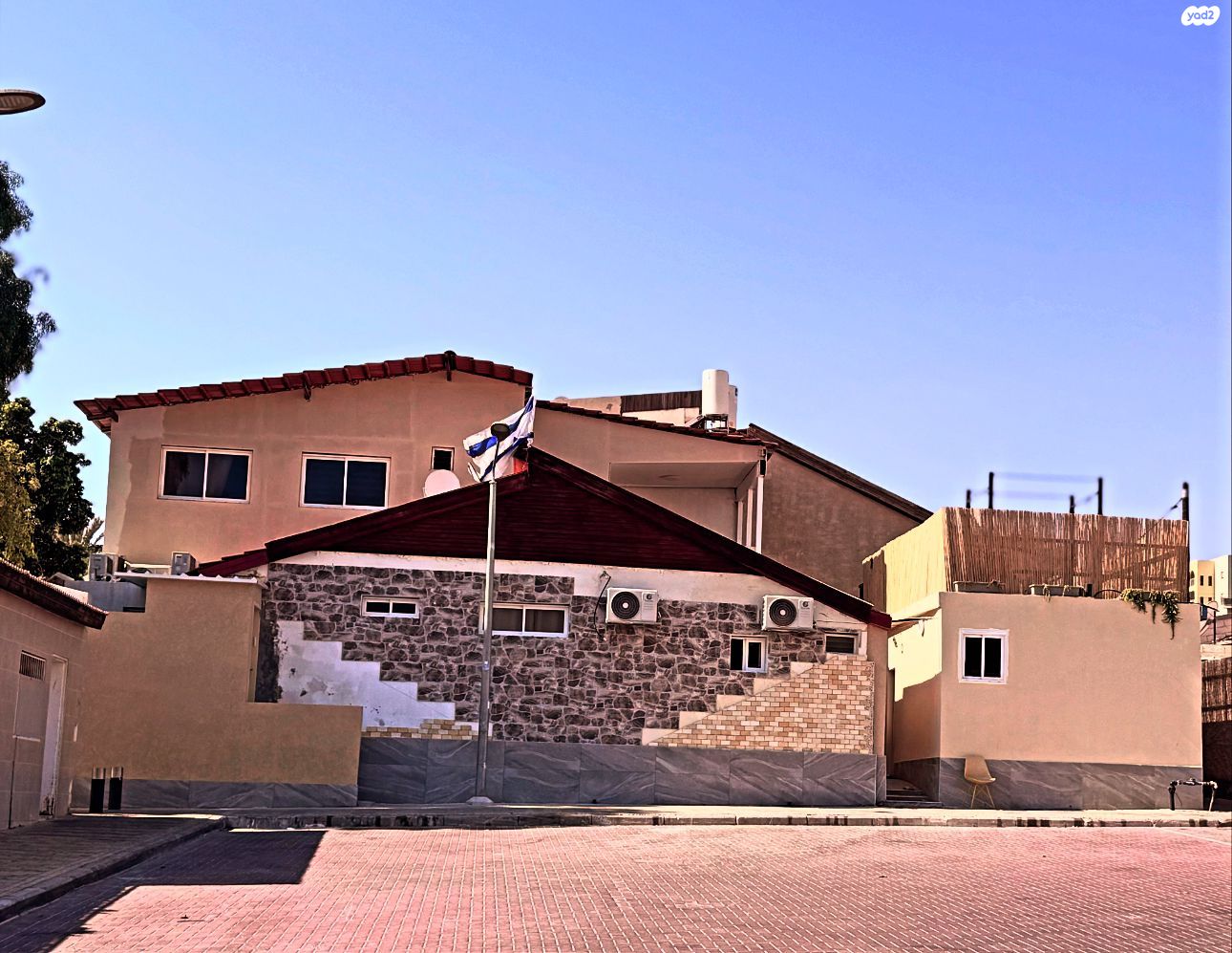 המכרות 370