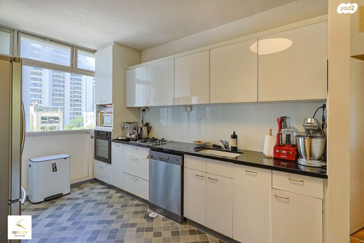 דירה, נהרדעא 10, הצפון החדש - דרום, תל אביב יפו