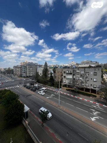 דירה, החרצית, קרית אילון, חולון