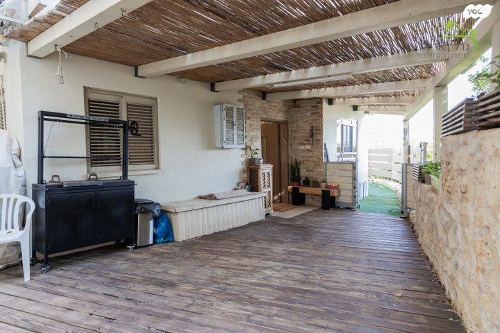 דירת גן, האצ"ל 2, רובע ב', אריאל