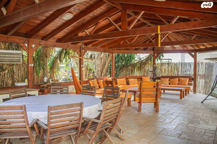 בית פרטי/ קוטג', חיים נחמן ביאליק 1, קרית שמונה