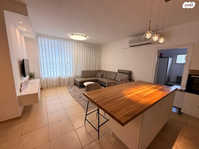 דירה, שלמה המלך 2, צפון מערב מרכז העיר, נתניה