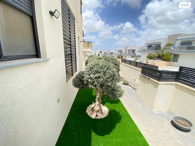 דירת גן, מירון, פרדסיה