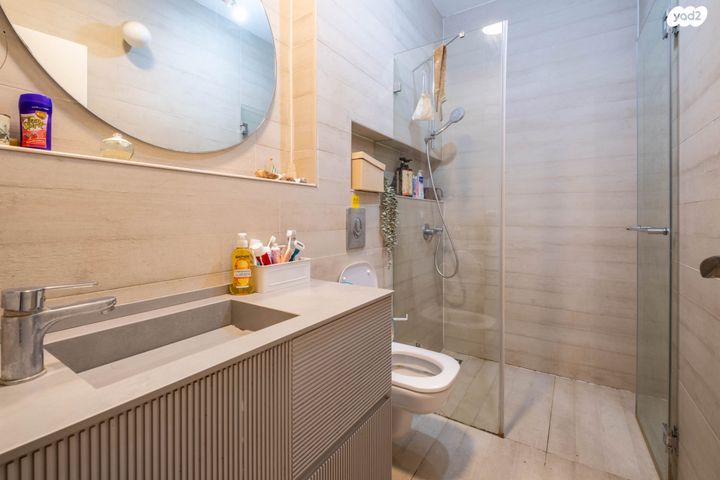 דירה, קהילת לודז' 66, הדר יוסף, תל אביב יפו