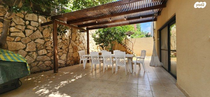 בית פרטי/ קוטג', אורנית