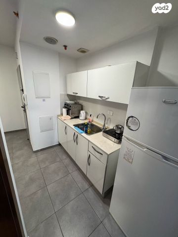 דירה, יצחק אבינו, באר שבע