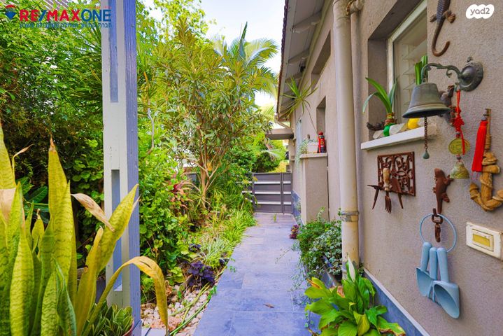 דו משפחתי, אוסטשינסקי, פועלים א, כפר סבא