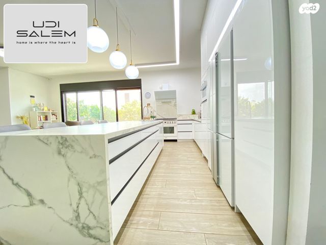 דירת גן, מירון, פרדסיה, פרדסיה