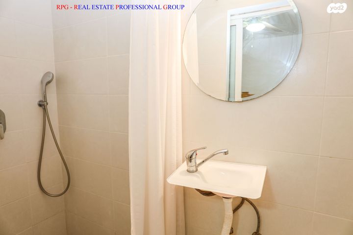 דירה, כורזים, נווה שרת, תל אביב יפו