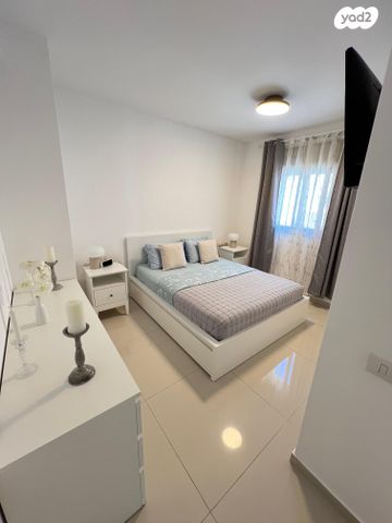 דירה, הרב קוקיס 12, בת ים