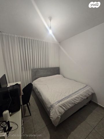 גג/ פנטהאוז, הנרייטה סאלד, כרמי גת, קרית גת