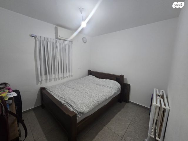 גג/ פנטהאוז, הנרייטה סאלד, כרמי גת, קרית גת