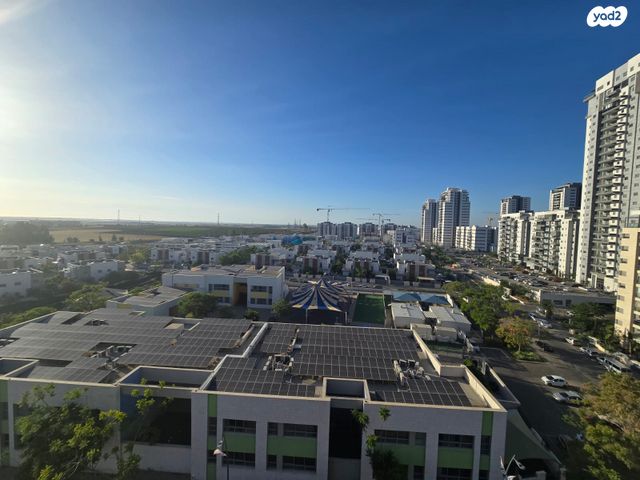 גג/ פנטהאוז, הנרייטה סאלד, כרמי גת, קרית גת