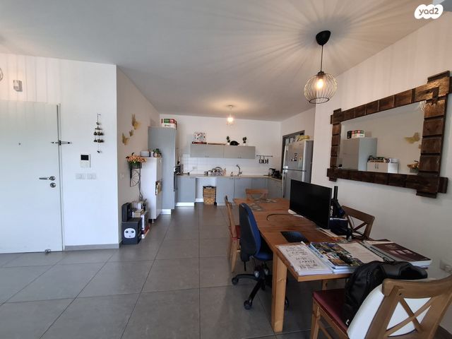 דירה, אהבת אדם, שרונה, כפר יונה