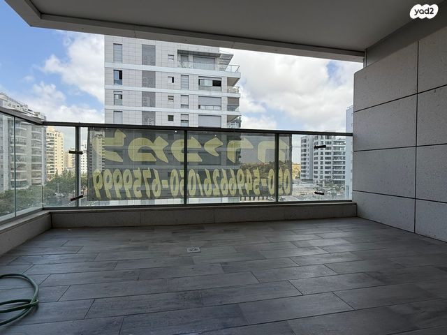 דירה, משה רינת, קרית רבין, חולון