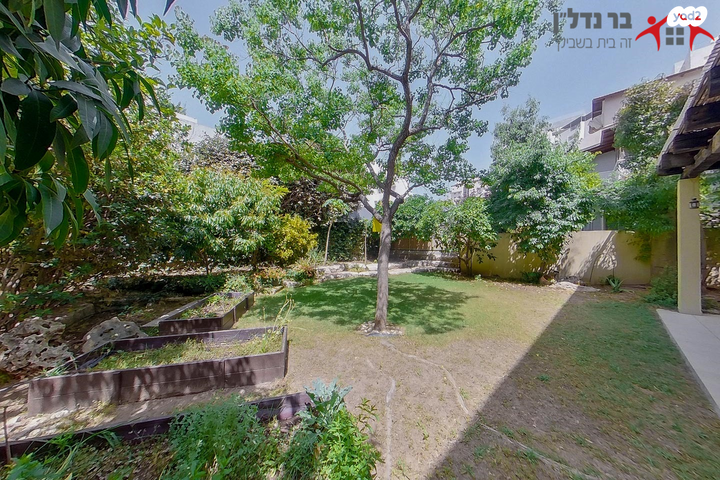 דו משפחתי, מתחם 11, הוד השרון