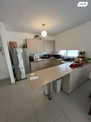 דירה, טרומפלדור, פועלים ד, כפר סבא