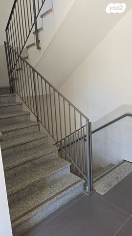 דירה, גלבוע 19, פרדסיה, פרדסיה