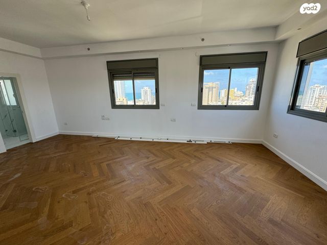 גג/ פנטהאוז, צפון מערב מרכז העיר, נתניה