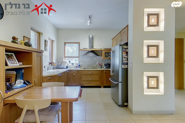 דו משפחתי, מתחם 11, הוד השרון