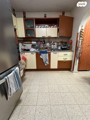 דירה, האורן, מישור הגפן, אופקים