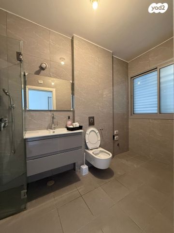 דירה, משה רינת, קרית רבין, חולון