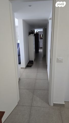 דירה, גלבוע 19, פרדסיה, פרדסיה