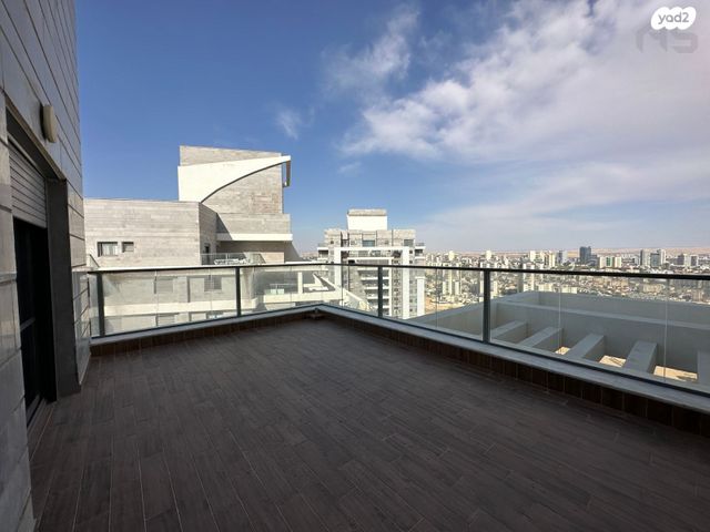 גג/ פנטהאוז, אברהם מחרז, סנטרל פארק / האצטדיון, באר שבע