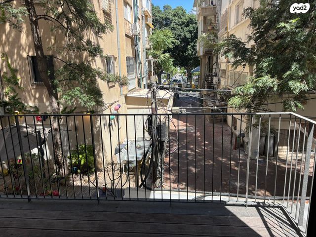 דירה, אחד העם 120, לב תל אביב, לב העיר צפון, תל אביב יפו