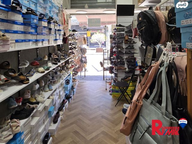 חנויות/ שטח מסחרי, סוקולוב 15, גרין ועם, חולון