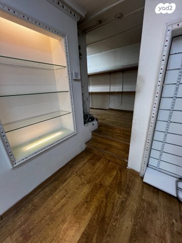 חנויות/ שטח מסחרי, אבא אחימאיר 21, רמת אביב ג', תל אביב יפו