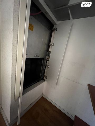 חנויות/ שטח מסחרי, אבא אחימאיר 21, רמת אביב ג', תל אביב יפו