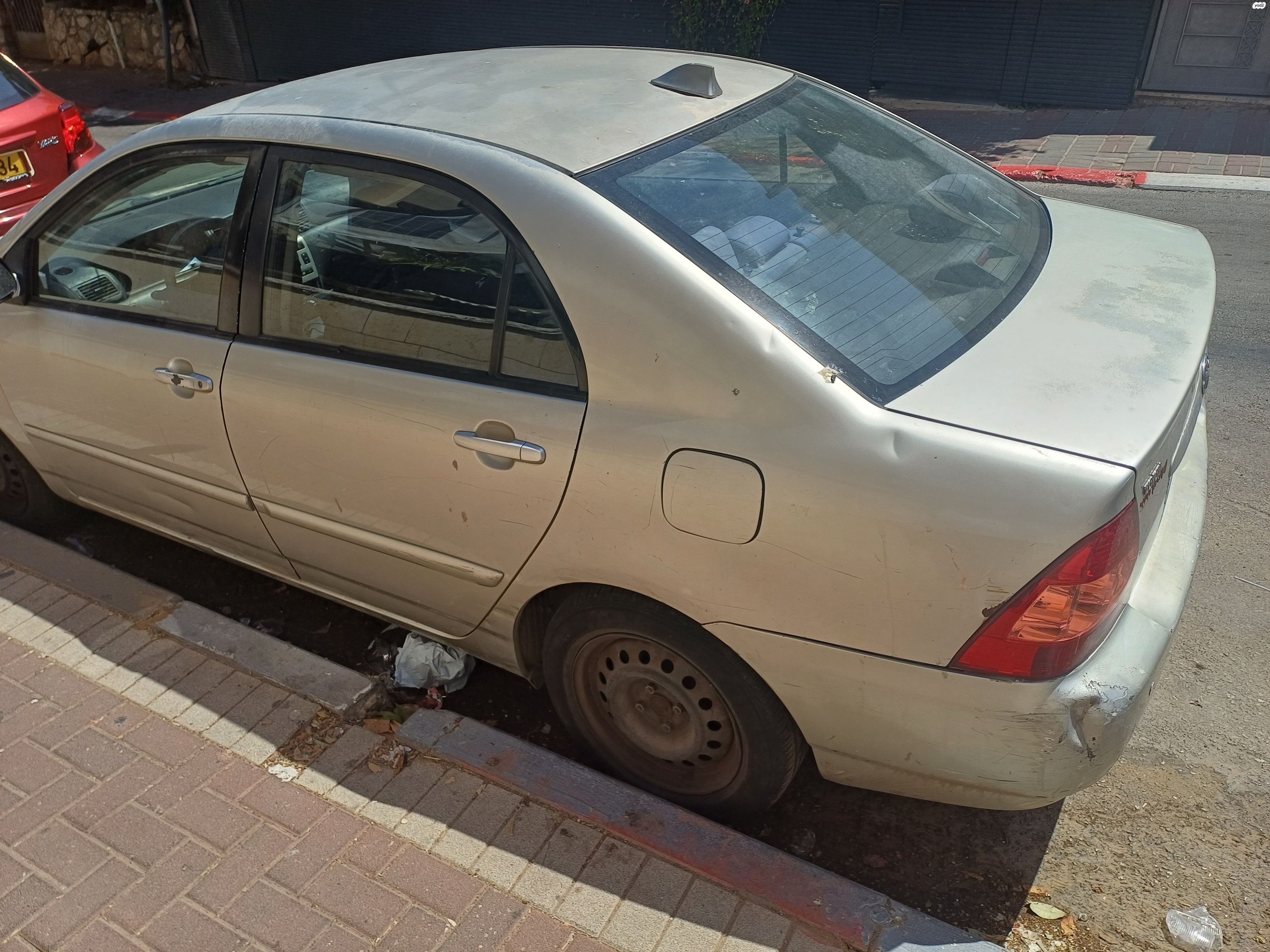 מודעת רכב טויוטה קורולה