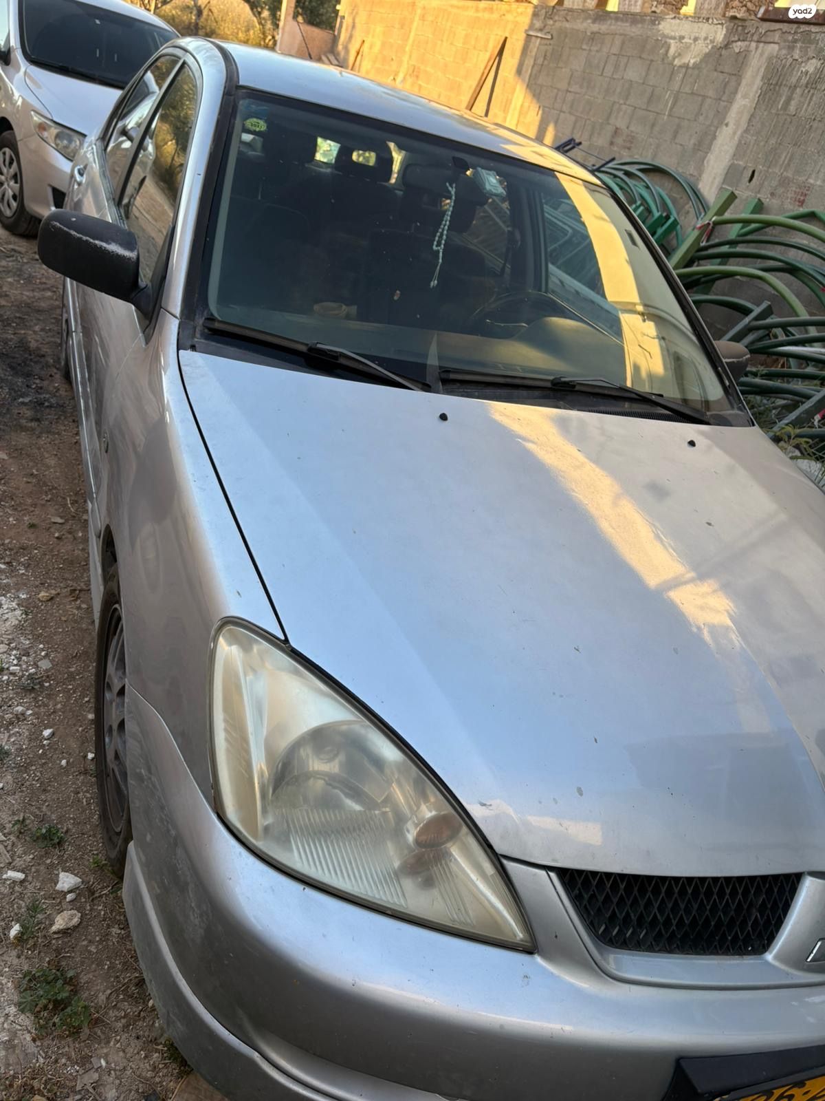 מודעת רכב מיצובישי לנסר